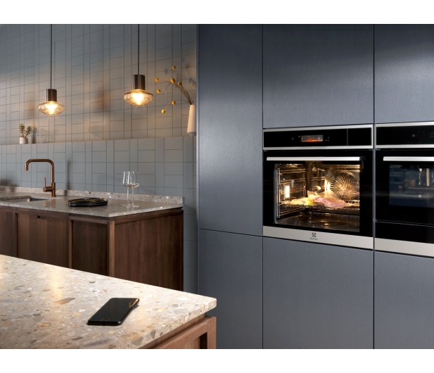 Electrolux Outlet EOB7S31X SteamBoost Inox/czarny 70 l - 1561911 - zdjęcie 3